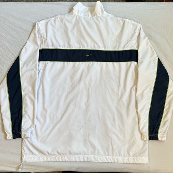 Centre Swoosh Nike Jacket - Picture 2 of 9